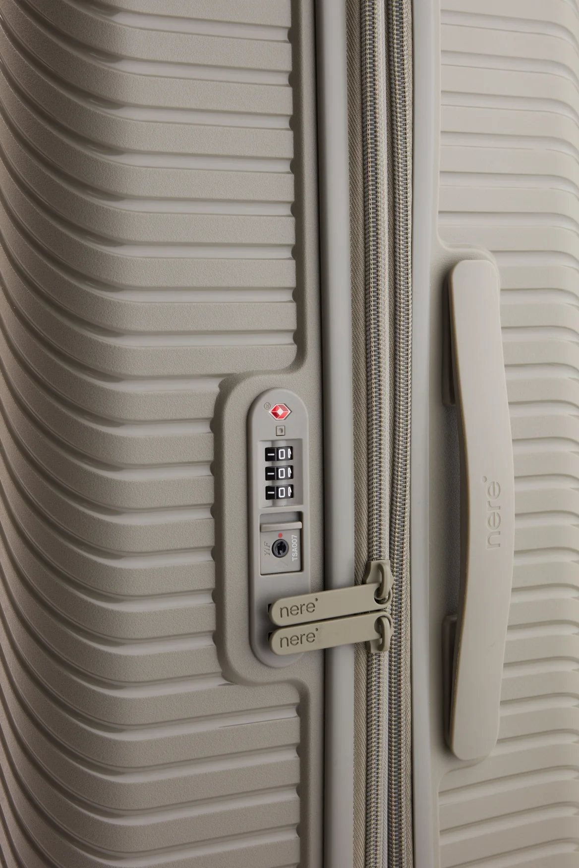 Bondi Carry-On 56cm Suitcase - Image 7